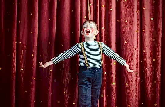 Cocuk Tiyatro Kurslari 3